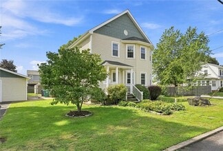Building Photo - 51 Pettaconsett Ave