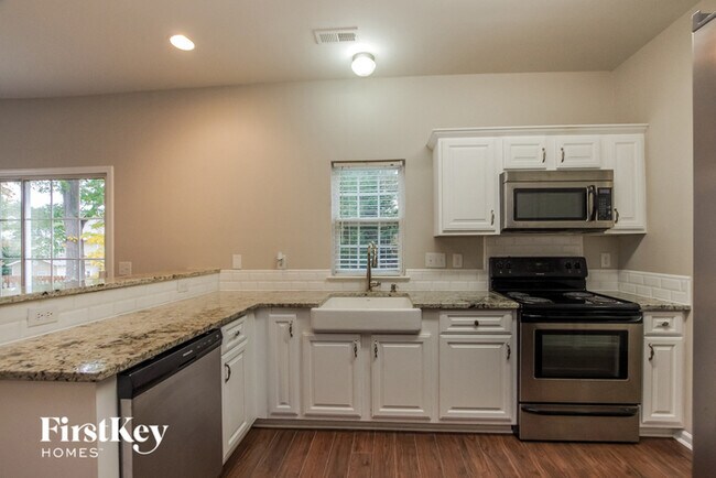 Building Photo - 6222 Gatesville Ln