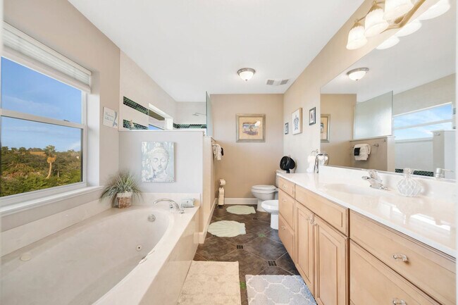 Building Photo - 28 Michiana Dr