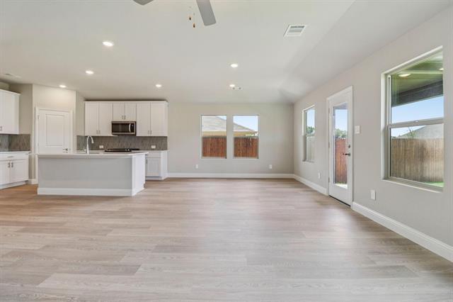 Building Photo - 2114 Dunbar Dr