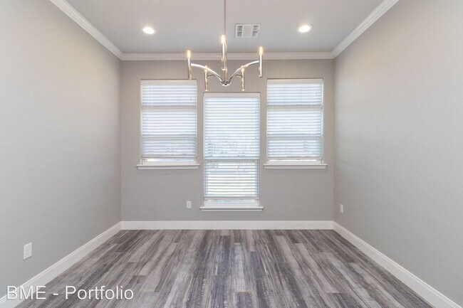 Building Photo - 4 br, 3 bath House - 9405 Kori