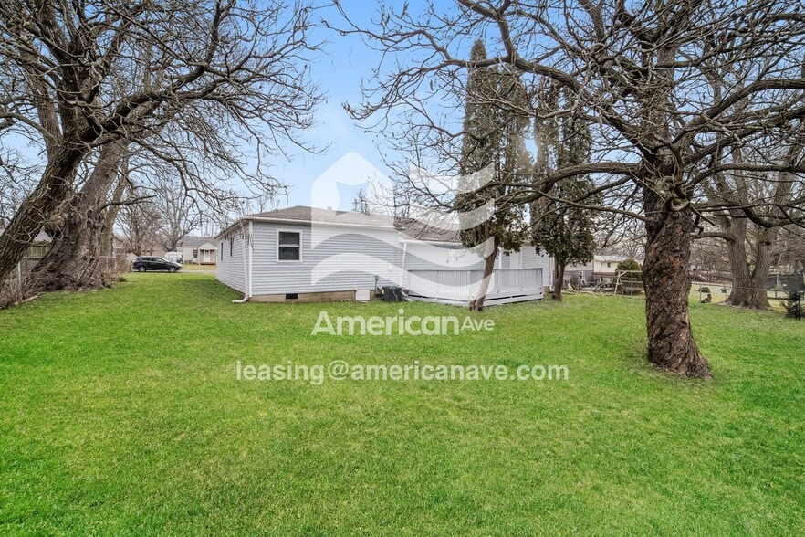 Building Photo - 302 Wagner St