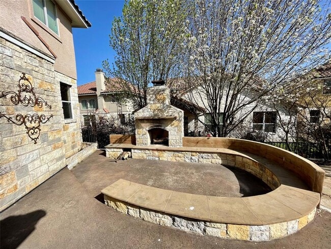 Building Photo - 3713 Broadwinged Hawk Cove