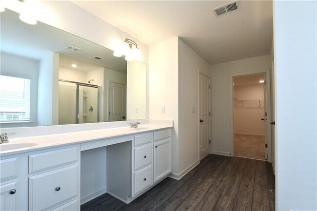 Building Photo - 572 Sausalito Walk