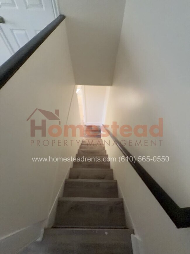 Building Photo - 20 Marshall Ave