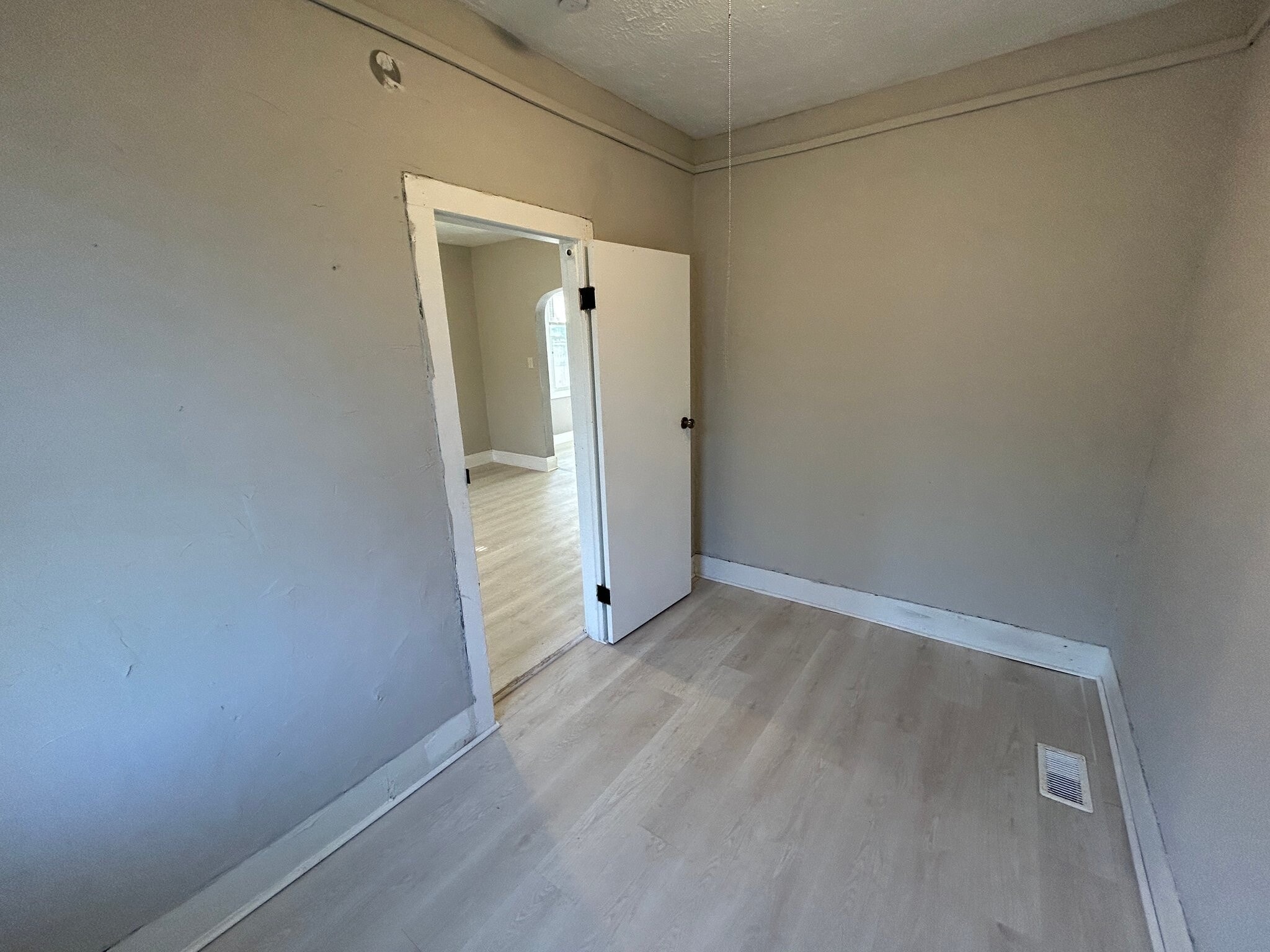 Building Photo - 6818 Morgan Ave