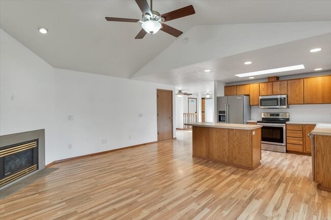 Building Photo - 3133 19th Ave SE