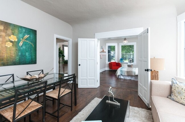 Living/dining room - 2912 Harper Street