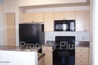 Building Photo - 18416 N Cave Creek Rd