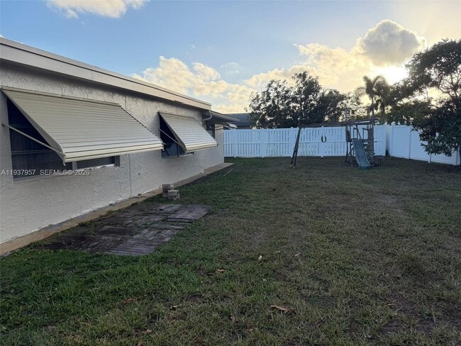 Building Photo - 9507 NW 80th Ct