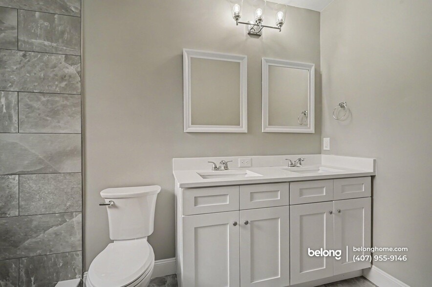 Building Photo - 4989 Hook Hollow Cir