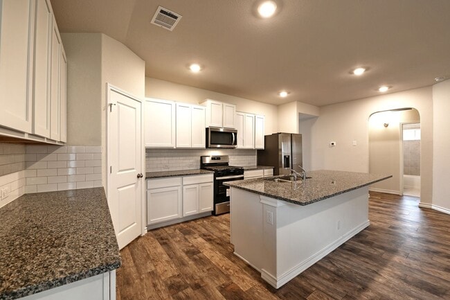 Building Photo - SINGLE STORY LIVING  |  RESORT STYLE AMENI...