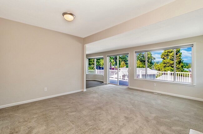 Building Photo - 11217 S Lake Stevens Rd