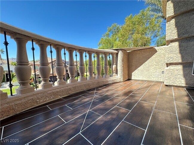 Building Photo - 1828 Dolce Dr