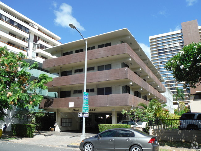 Building Photo - Dori Apartments