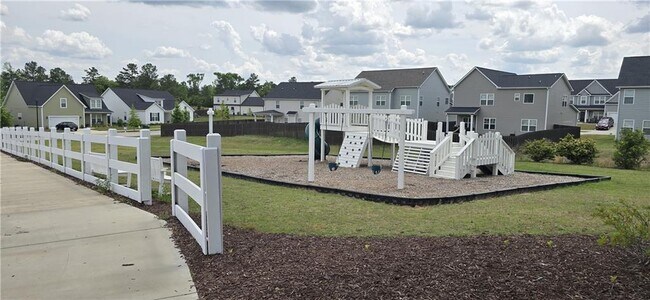 Building Photo - 326 Barrow Ln