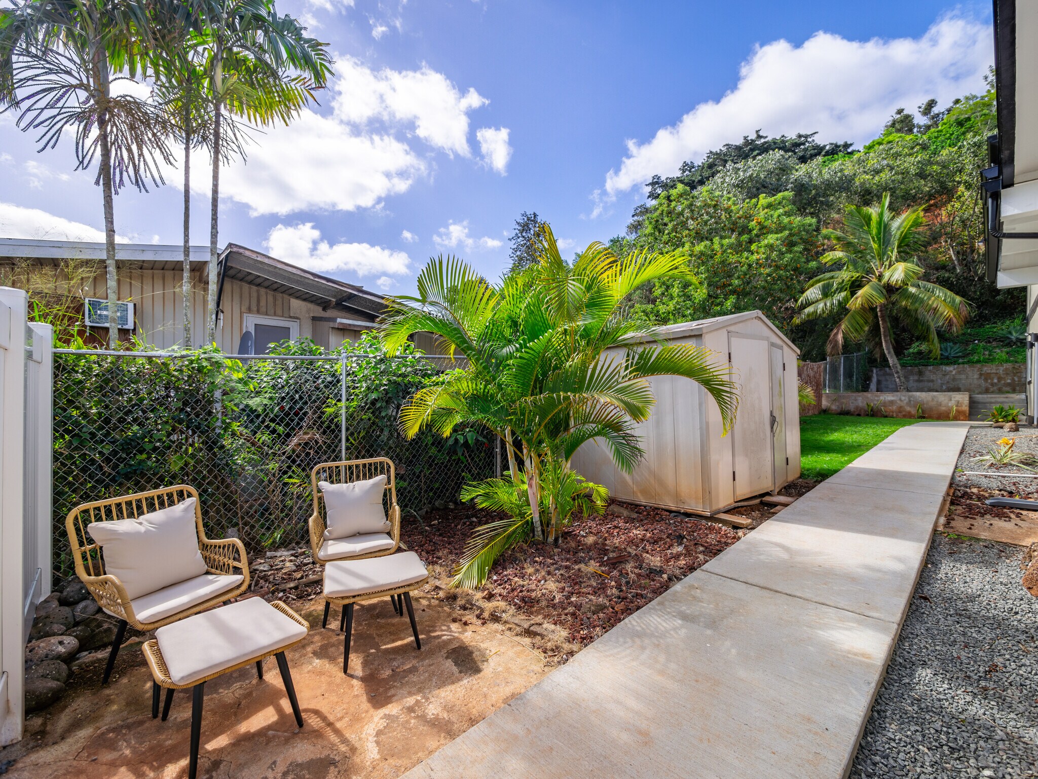 Building Photo - 95-148 Waimakua Dr