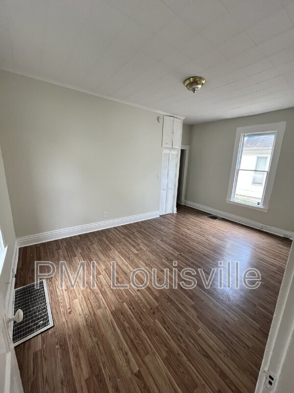 Building Photo - 414 M St