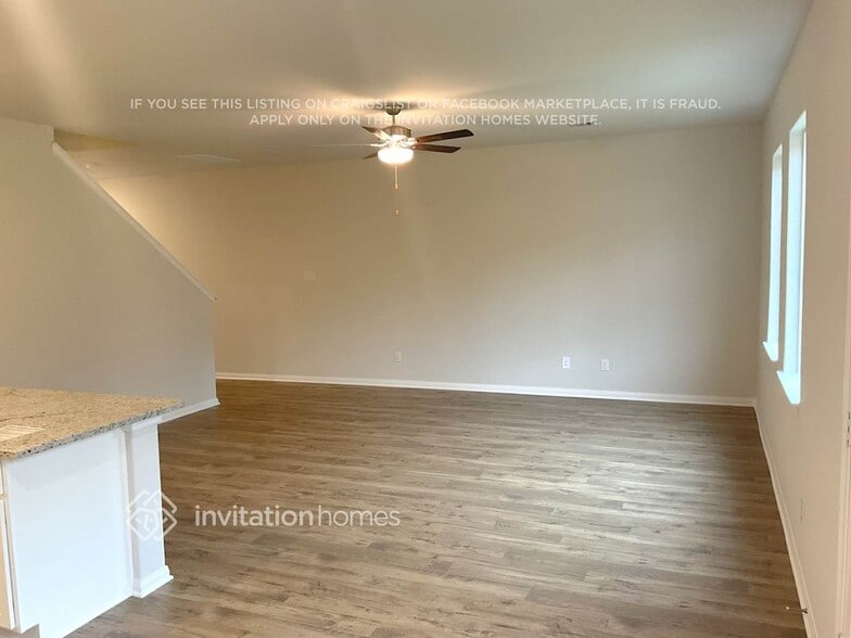 Building Photo - 8214 Sunberry Shadow Dr