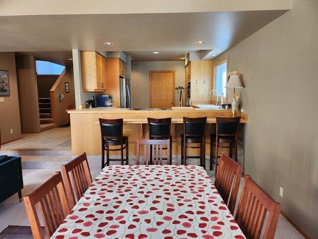 Building Photo - Riverfront - FALL SPECIAL - $250/OFF FIRST MONTH'S RENT WITH SIGNED LEASE