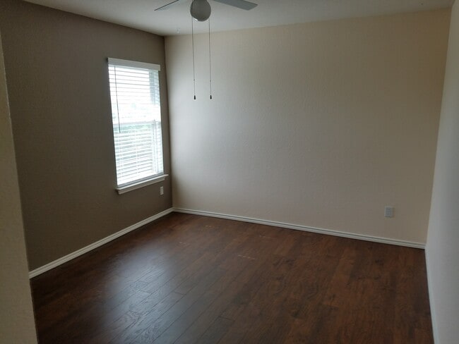 Building Photo - 3608 Savage Springs Dr