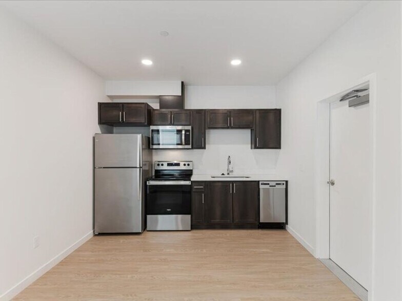 Interior Photo - Fremont St Apartments