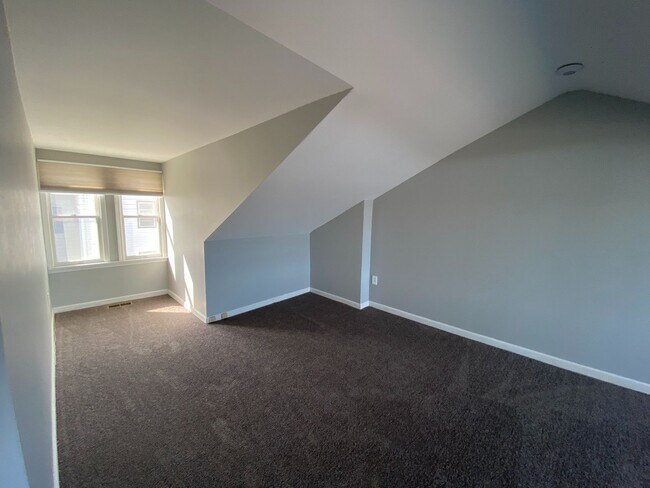 Building Photo - 97 Pius St