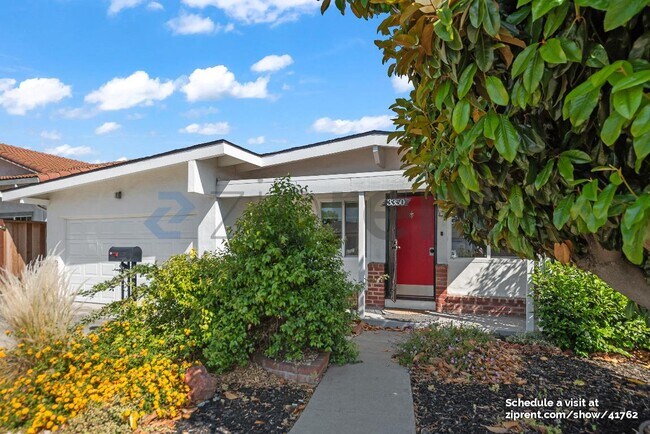Building Photo - 3350 Pepper Tree Ln