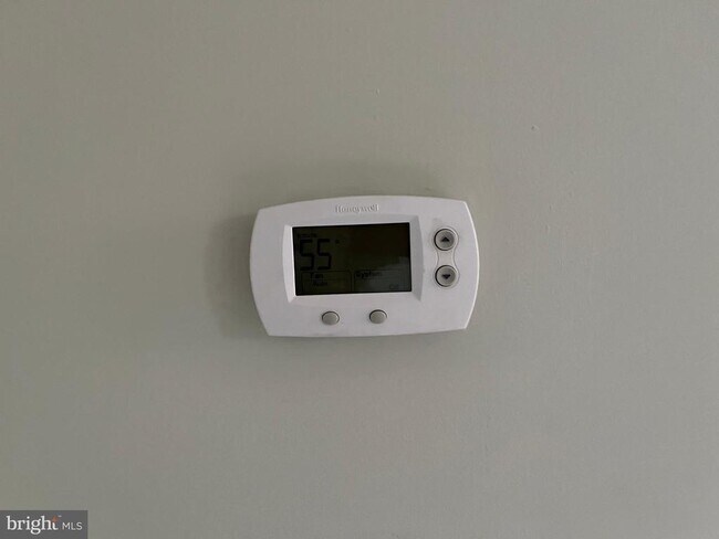 Building Photo - 413 Prince St