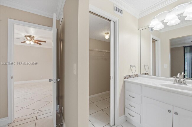 Building Photo - 3361 NW 85th Ave