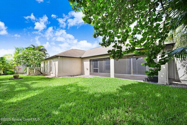 Building Photo - 1135 Egret Lake Way