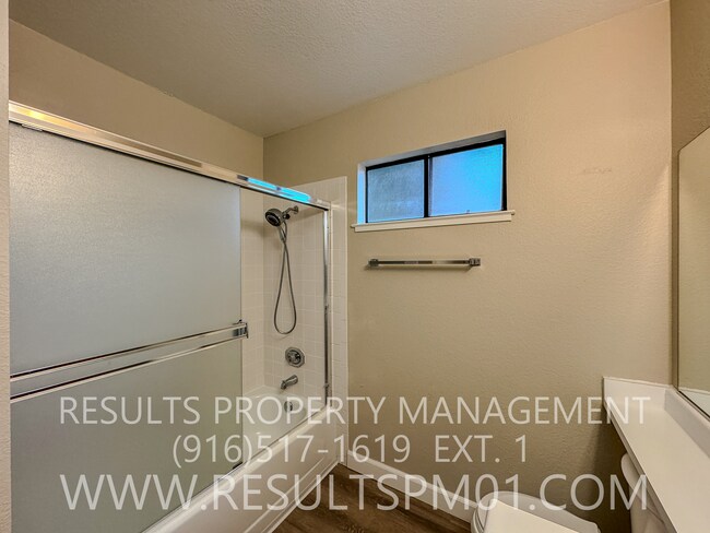 Building Photo - Spacious Single-Story Home in Prime Citrus Heights Location