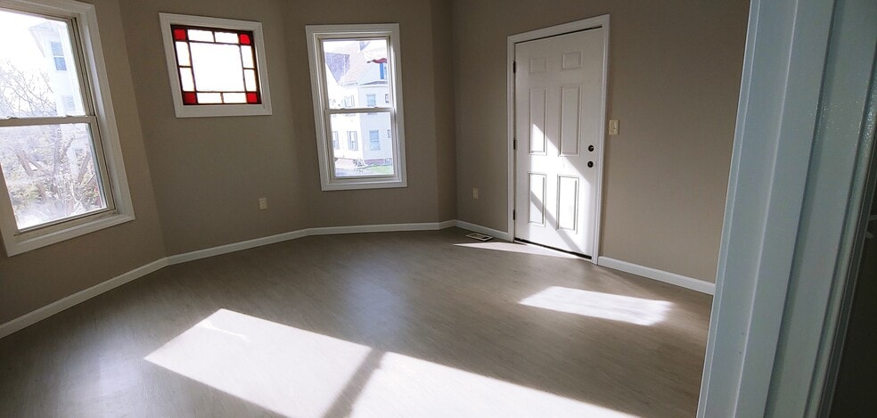 Bedroom #1/Office - 58 Paine St