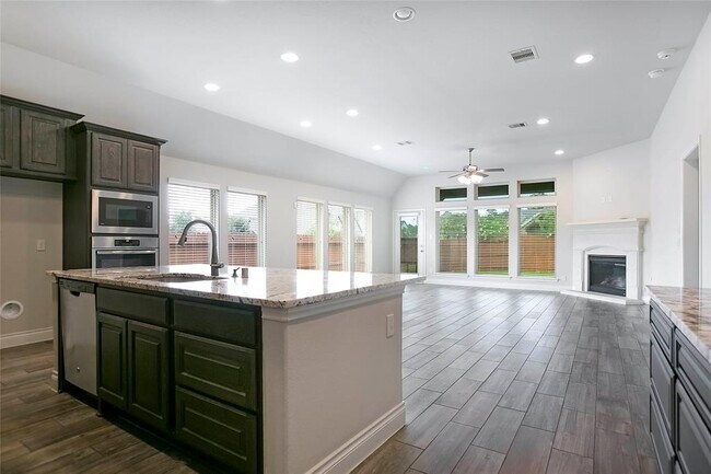 Building Photo - 28203 Checker Bend Ln