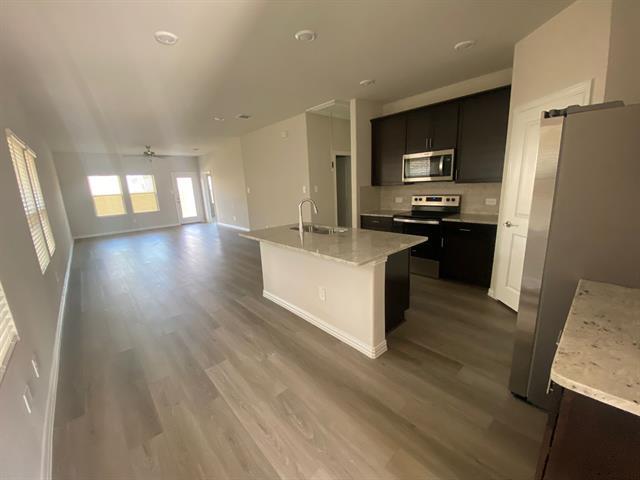 Building Photo - 3220 Shortgrass Ln