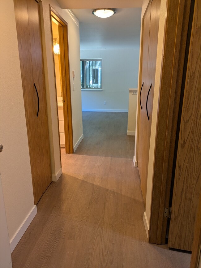 Building Photo - 29 Etruria St