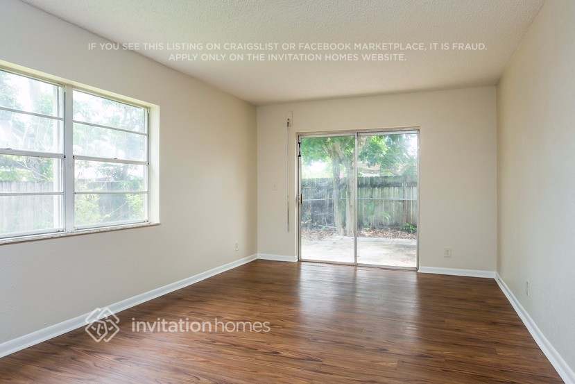 Building Photo - 307 SW 77th Terrace