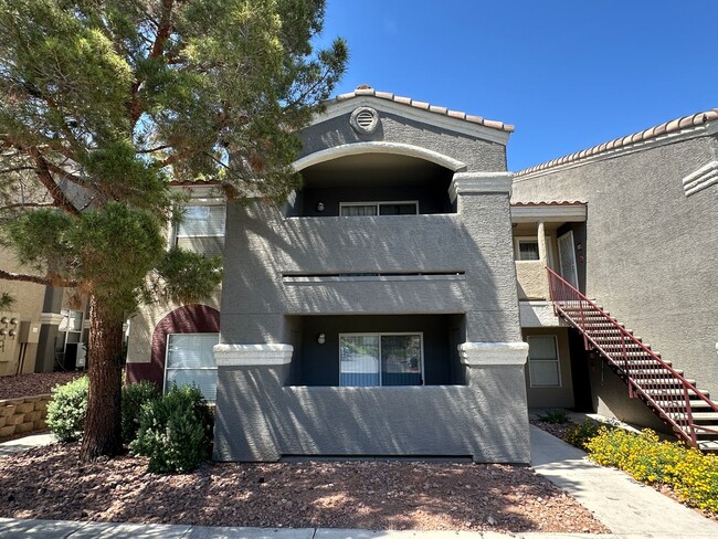 Primary Photo - Hacienda 5055 #1197