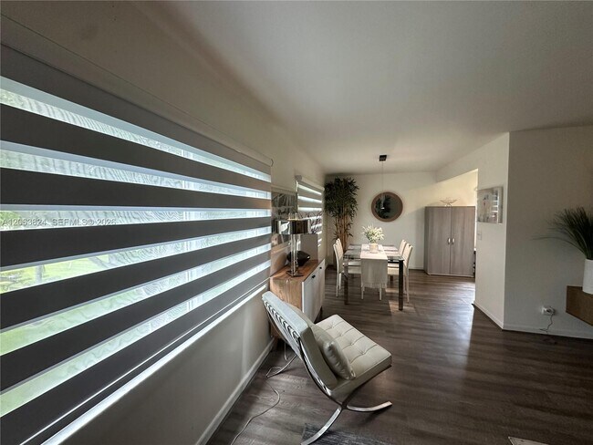 Building Photo - 13550 SW 6th Ct