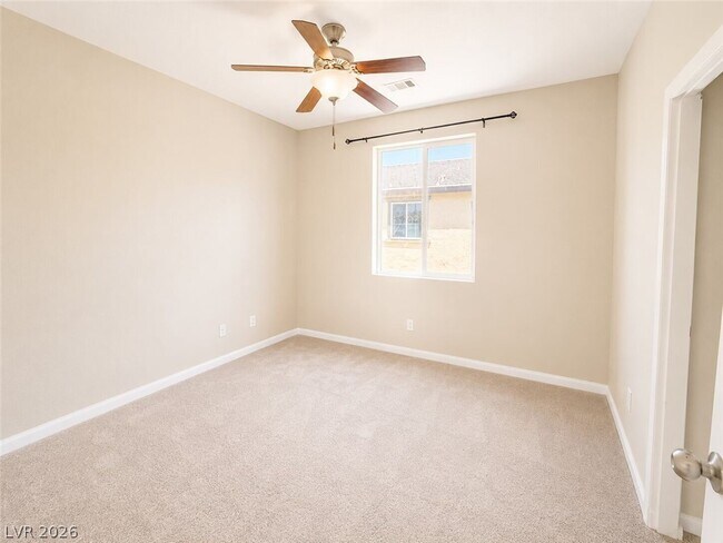 Building Photo - 2716 Graceful Grove Ave