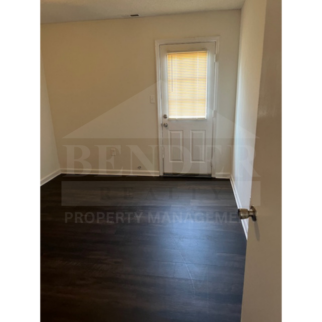 Building Photo - CHARWOOD TRAIL 4816/4818