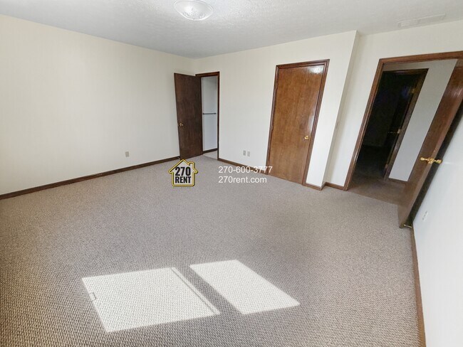 Building Photo - 2390 Brandenburg Rd