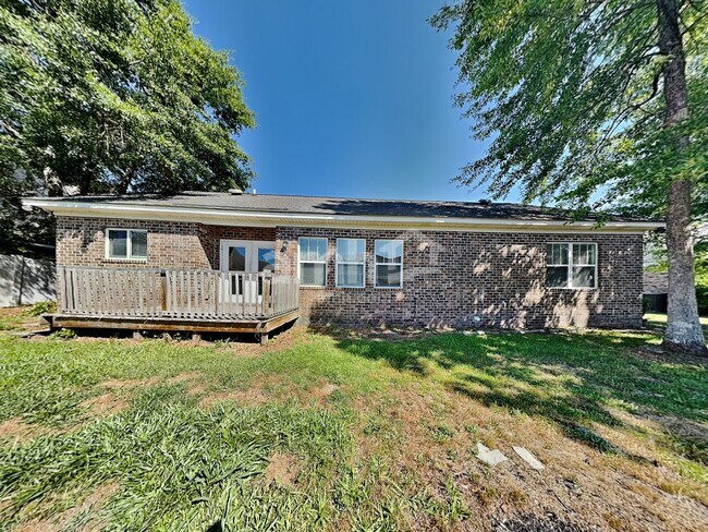 Building Photo - 113 Tolliver Ln