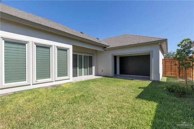 Building Photo - 5701 Pelican Ave