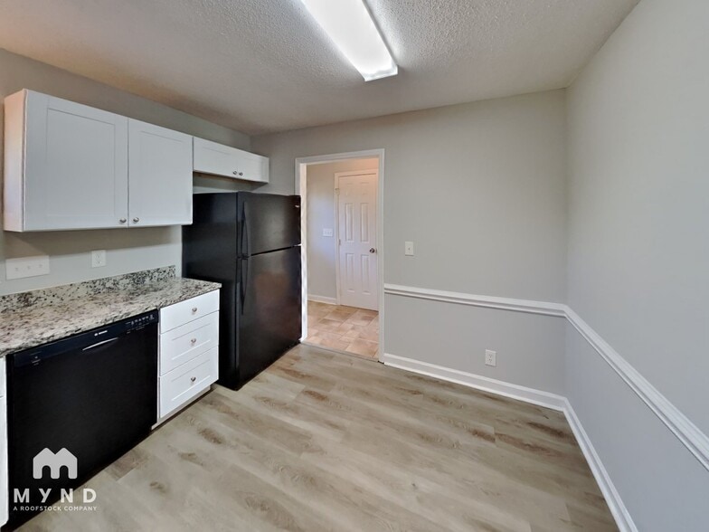 Building Photo - 12309 Rock Canyon Dr