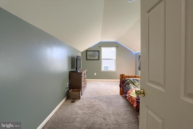 Building Photo - 158 McIntosh Ln