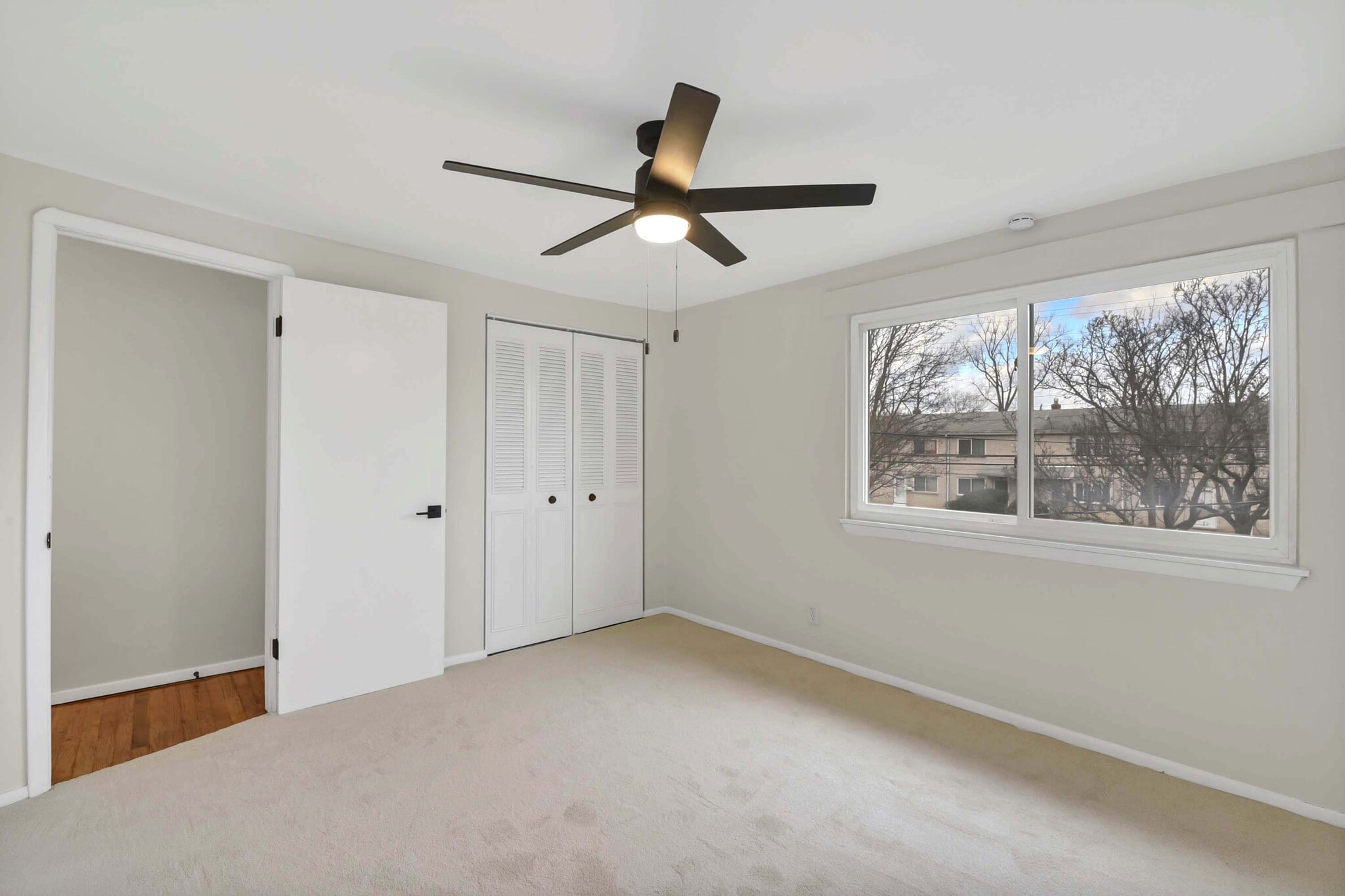 Building Photo - 5983A Glenway Dr