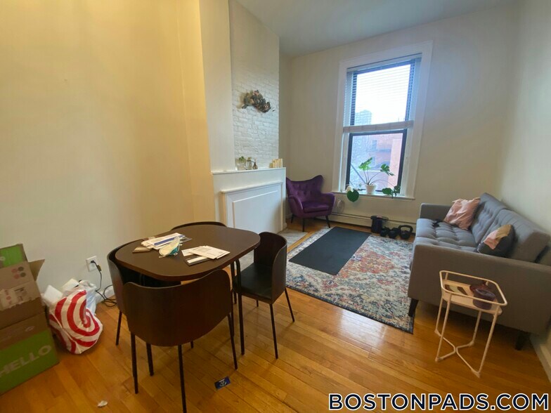 Building Photo - 423 Shawmut Ave