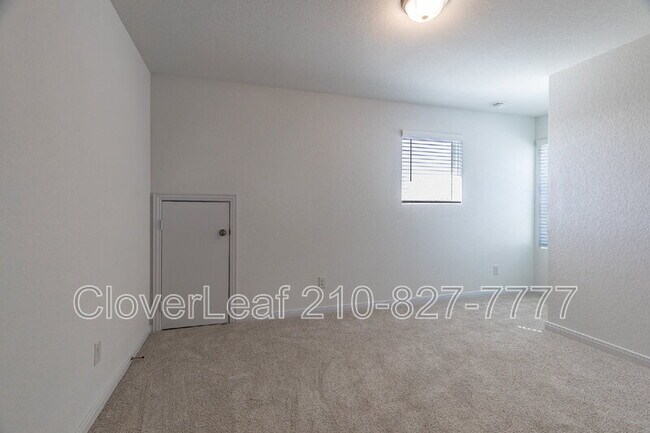 Building Photo - 6618 Cibolo Springs