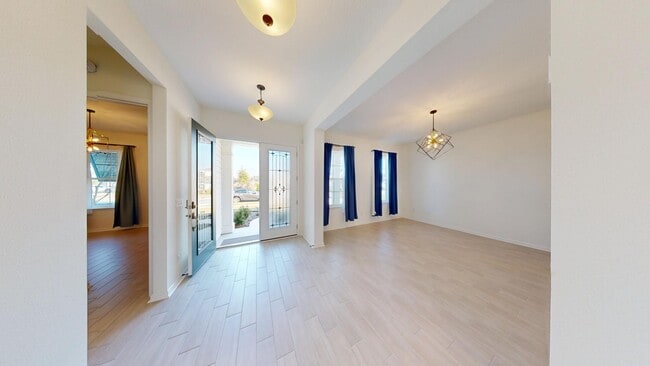 Building Photo - 4BR/ 4.5BA Beautiful Home In Eagles Landing